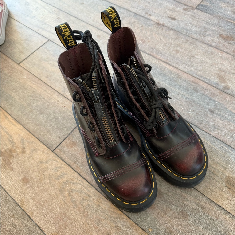 Dr. Martens Sinclair Leather Boots